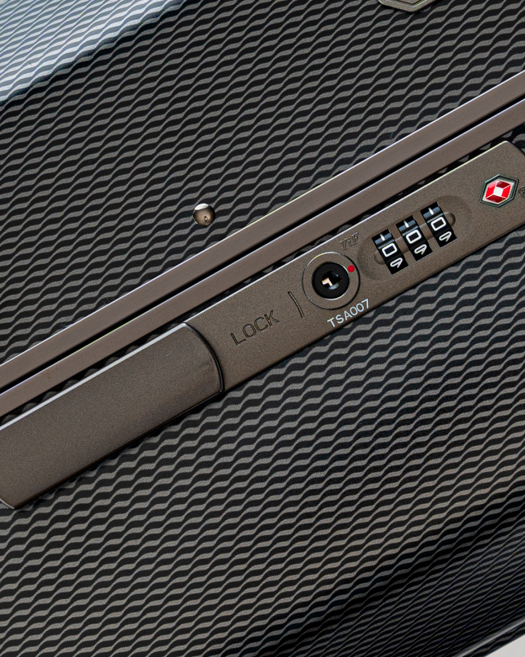 020FT | スーツケース｜アジア・ラゲージ (Asia Luggage Inc) 公式サイト