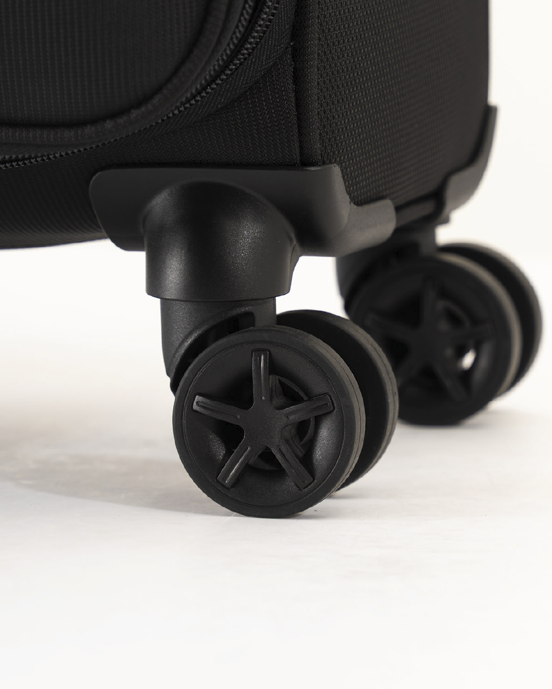 TRIPLAYER | スーツケース｜アジア・ラゲージ (Asia Luggage Inc) 公式