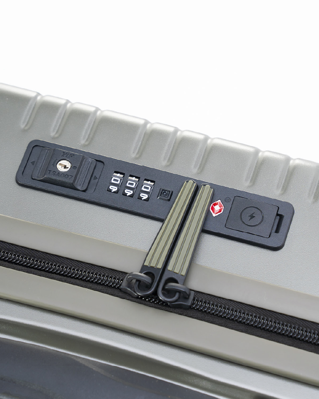 Pitaflat | スーツケース｜アジア・ラゲージ (Asia Luggage Inc) 公式